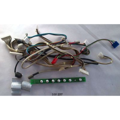 KIT DE CABLES PARA TV / AKAI PDP4247-L